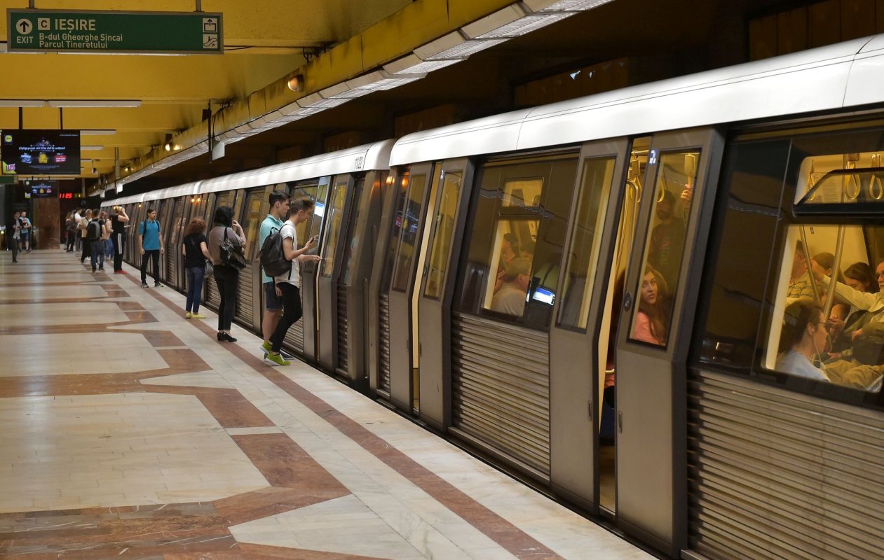 Metrorex deschide azi casierii pentru elevi şi studenţi  125018