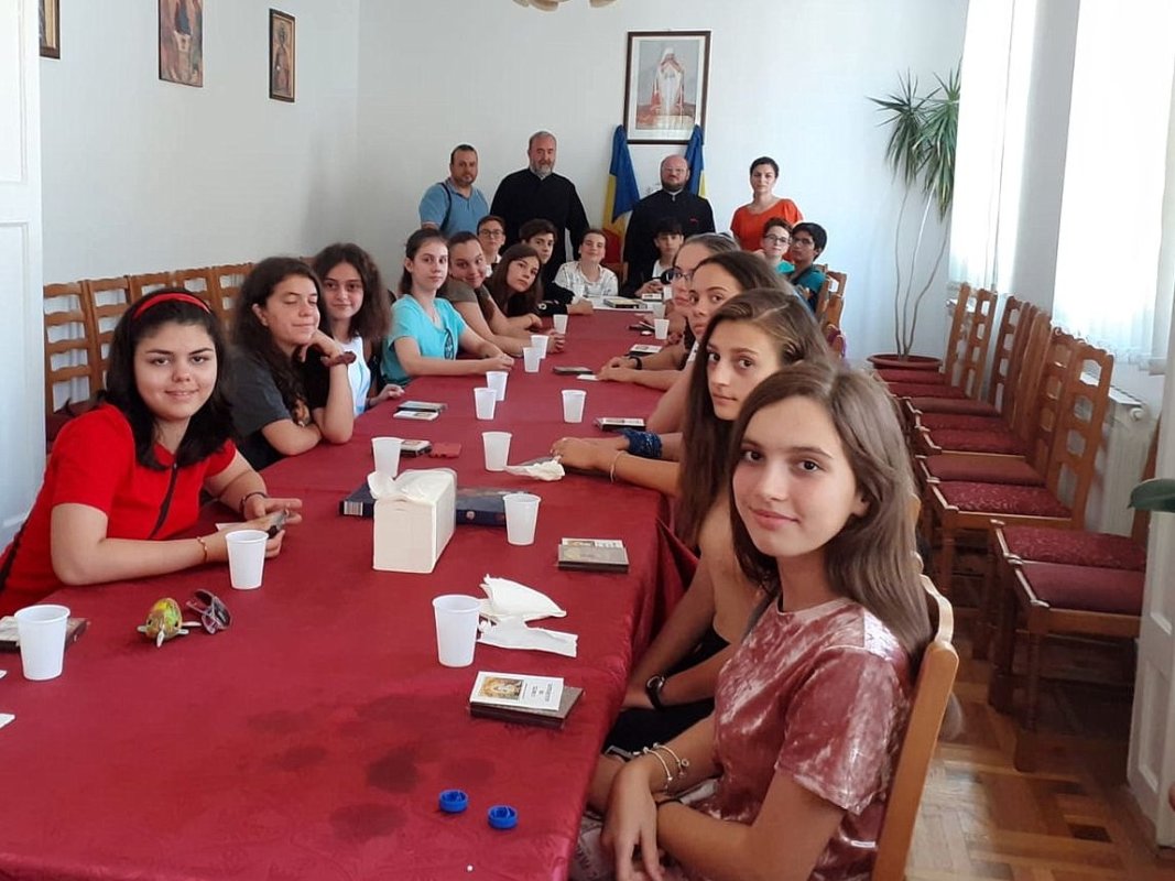 Bucuria copilăriei în tărâmul autentic al satului 125059