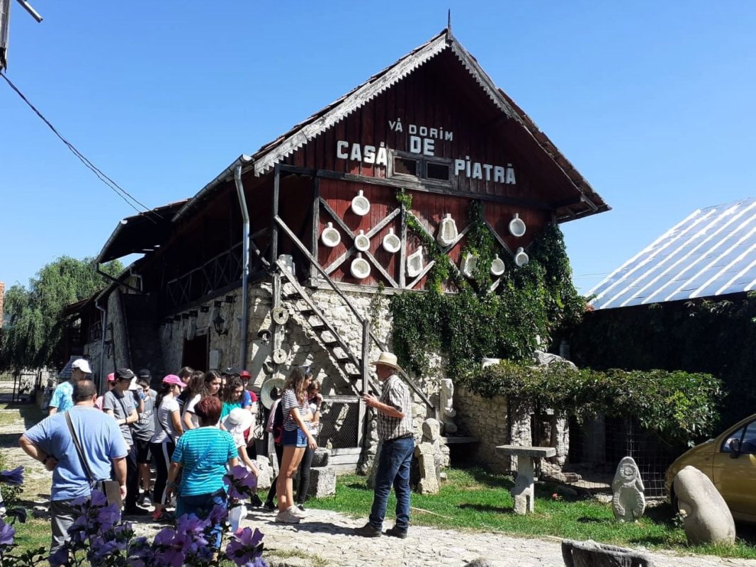 Bucuria copilăriei în tărâmul autentic al satului 125062