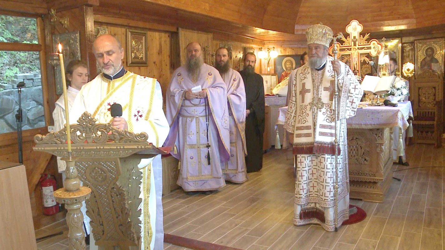 Slujiri arhiereşti în Duminica a 11-a după Rusalii 125102