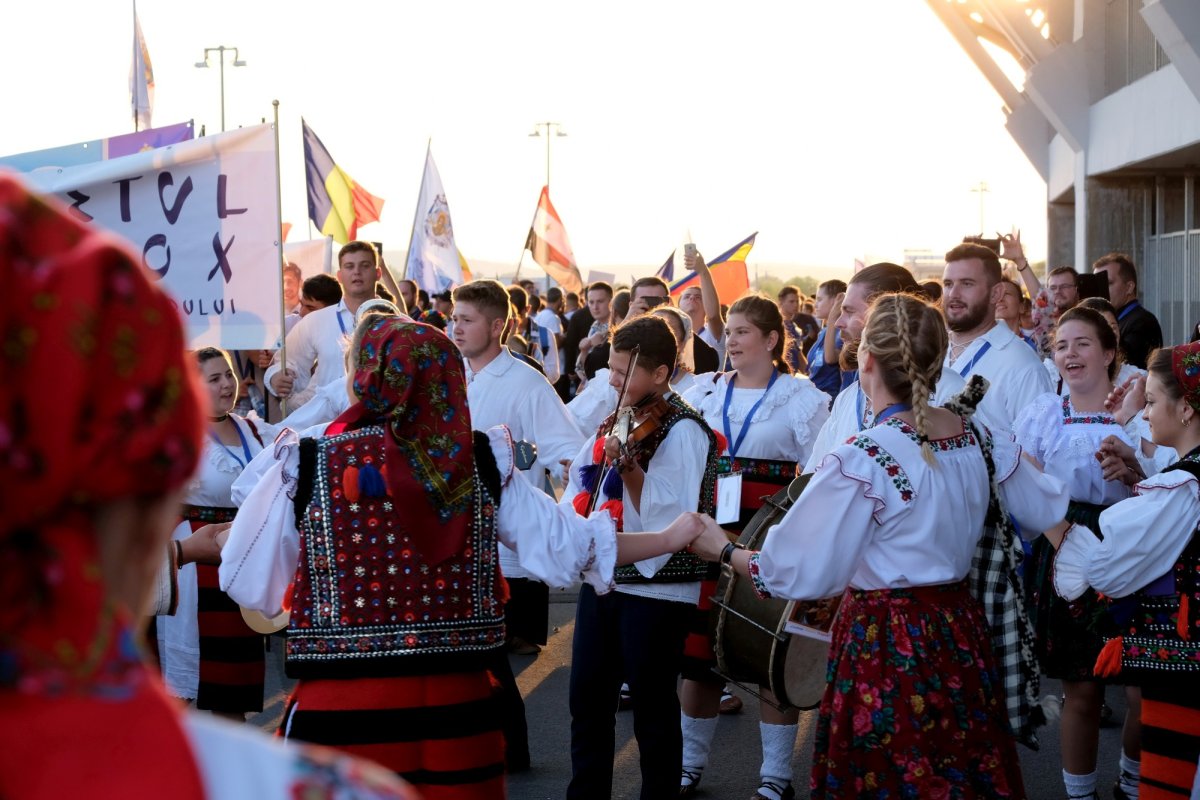  Bucuria mărturisirii Ortodoxiei pe străzile Craiovei 125622