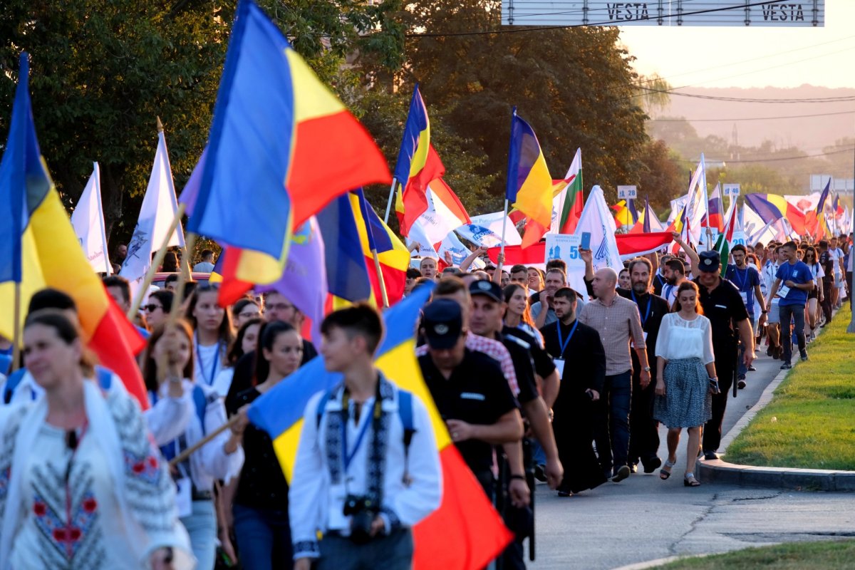  Bucuria mărturisirii Ortodoxiei pe străzile Craiovei 125628