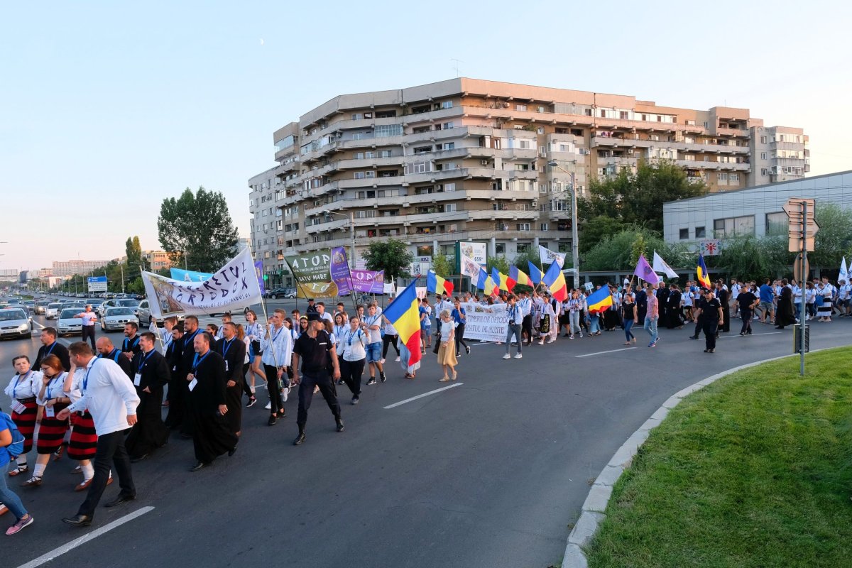  Bucuria mărturisirii Ortodoxiei pe străzile Craiovei 125629
