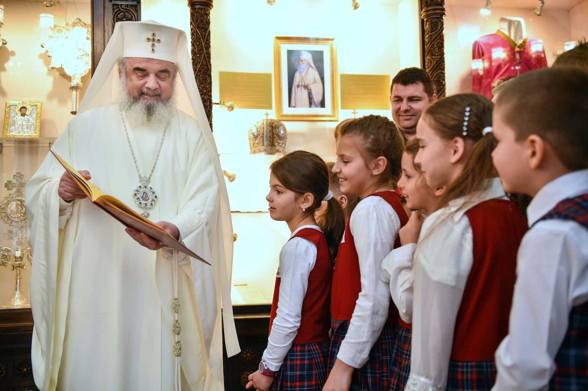 Școala şi Biserica susțin educația elevilor de la sate şi orașe 125145