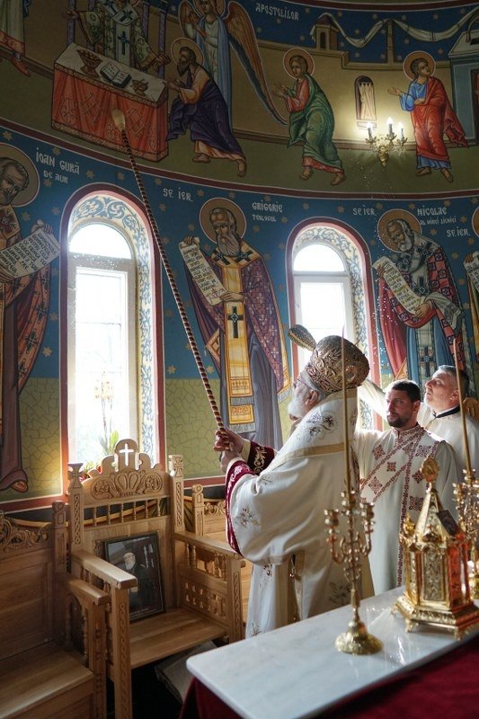 Hramuri și sfințiri de biserici închinate Maicii Domnului 125843