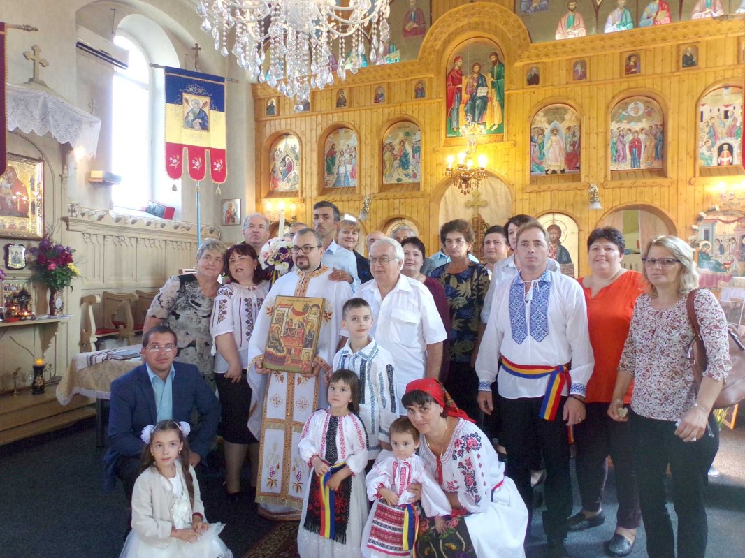 Sărbătoare în parohia timişeană Birda 125870