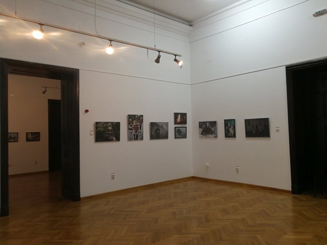 Satul românesc în ipostaze contemporane 125905