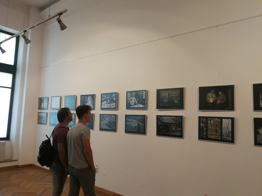 Satul românesc în ipostaze contemporane 125909