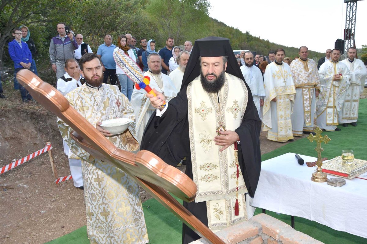 Un nou așezământ monahal în Episcopia Caransebeșului, la Coronini 125869