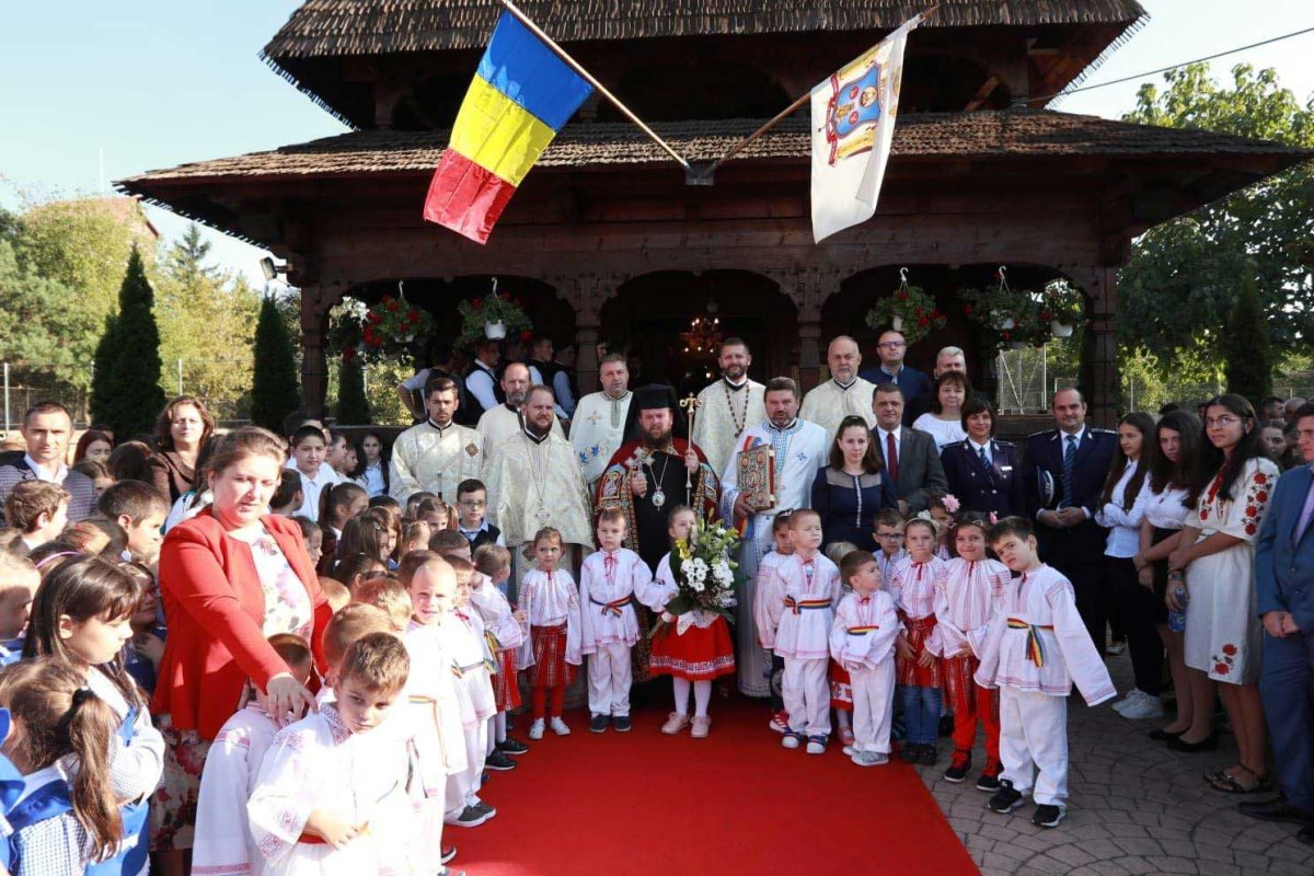 Festivități la începutul noului an școlar 125987