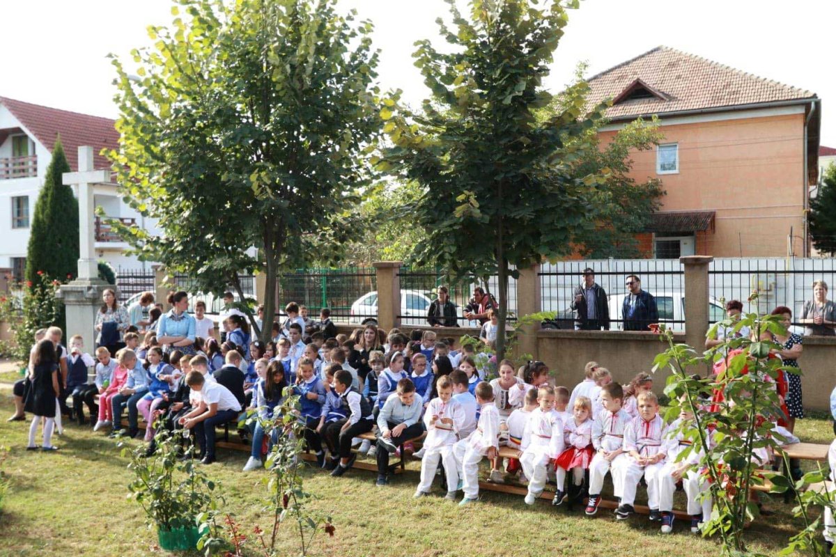 Festivități la începutul noului an școlar 125988