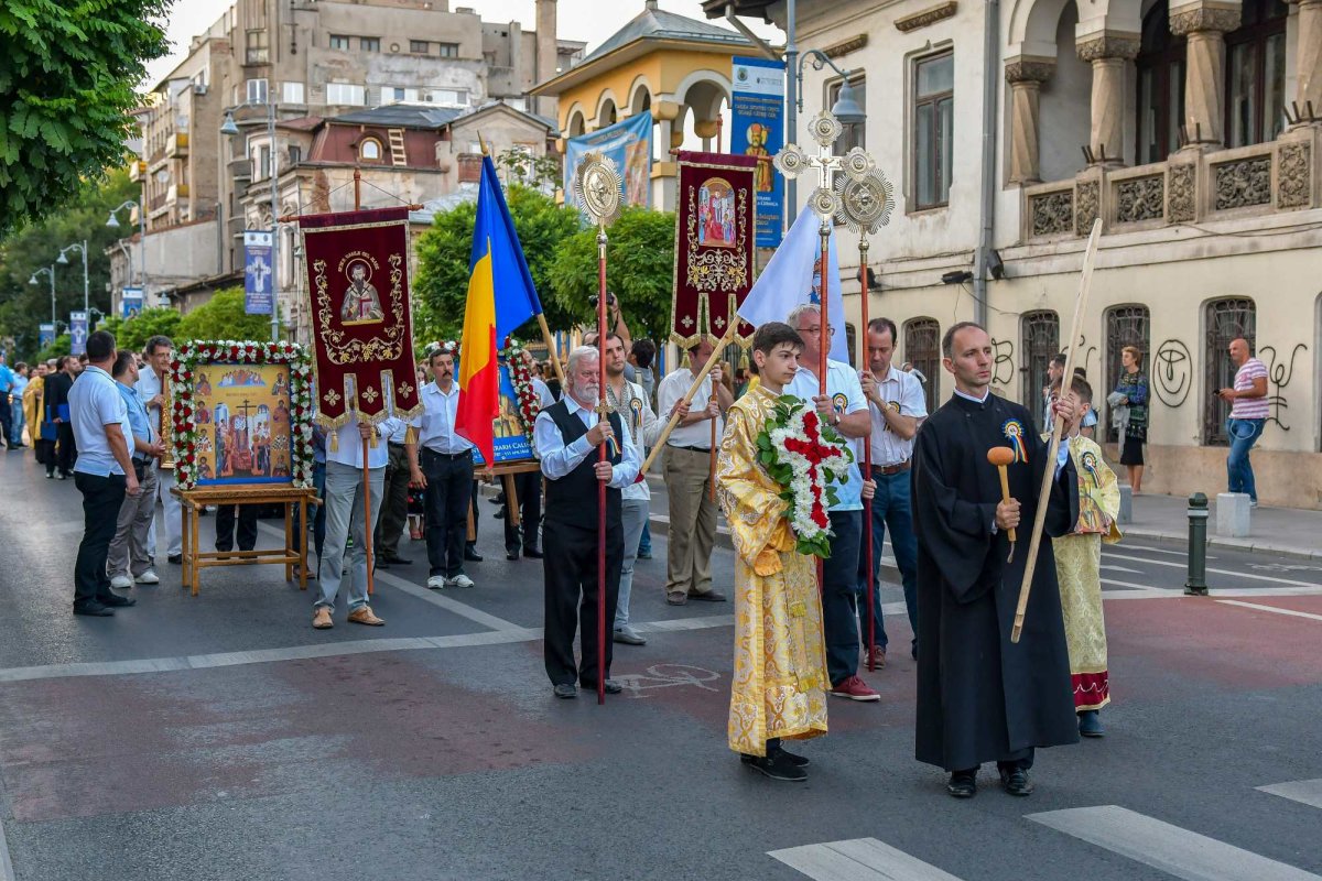 Hram de toamnă la Biserica „Sfântul Vasile”-Victoria 125960
