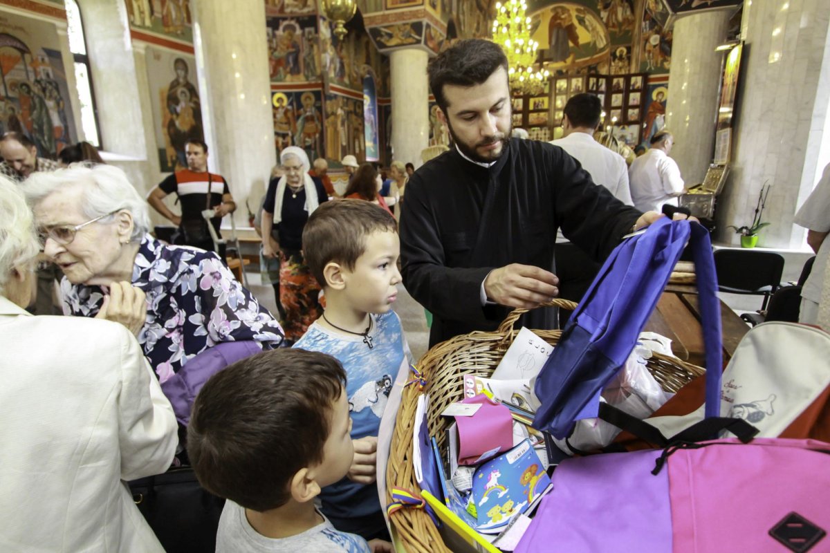 Program social-educațional la Parohia Iancu Vechi-Mătăsari 125965