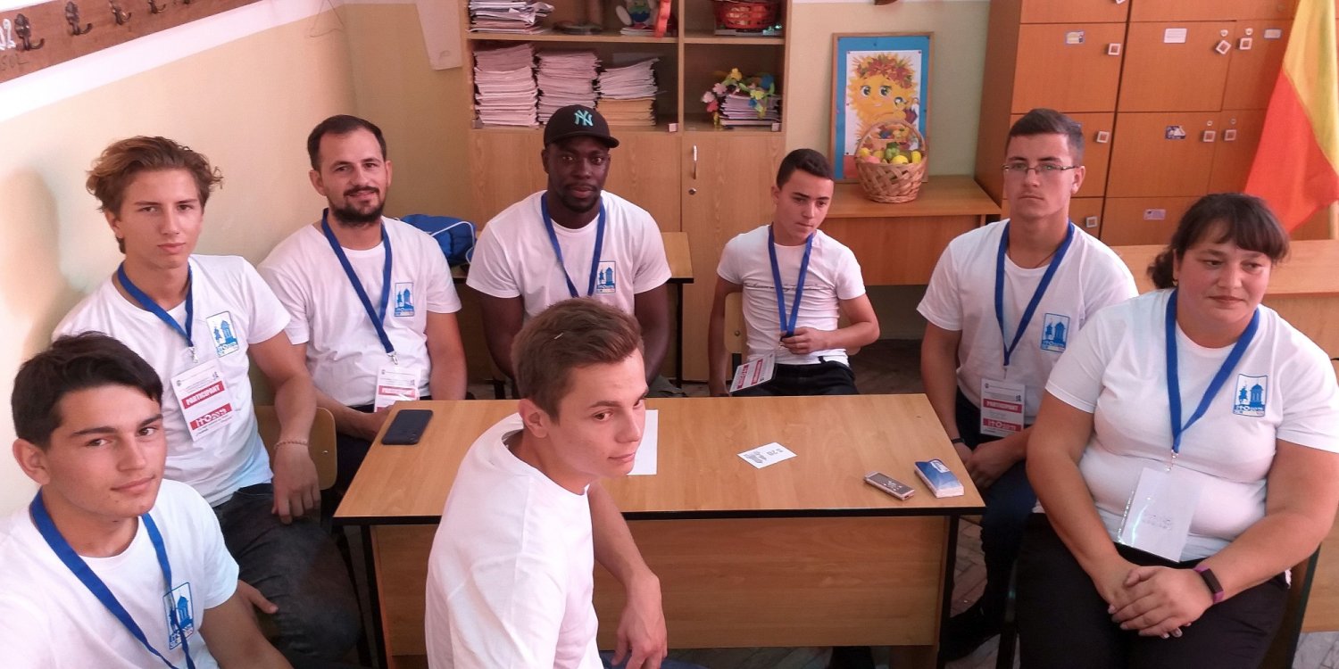 Dezbateri despre participarea tinerilor la viața Bisericii 126073