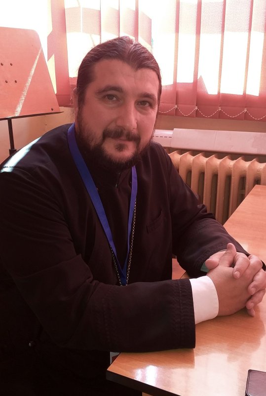 Dezbateri despre participarea tinerilor la viața Bisericii 126077