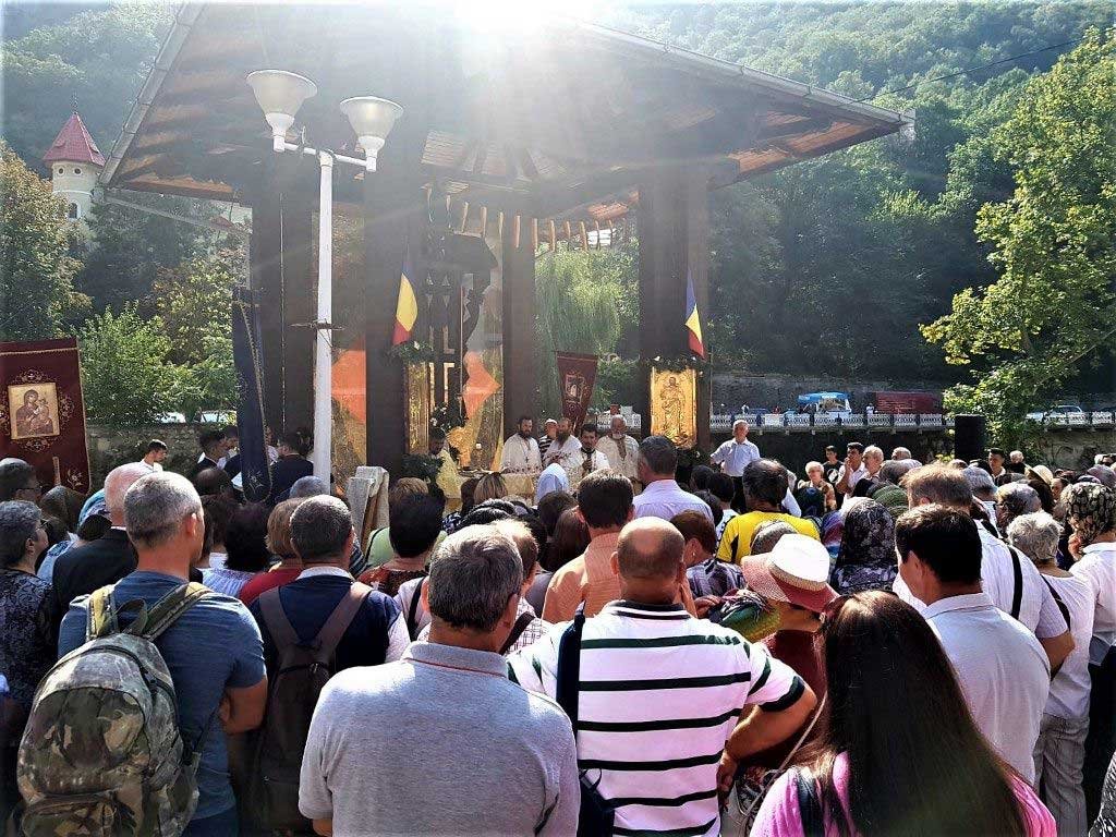 Hram la Băile Herculane, Caraş-Severin 126056