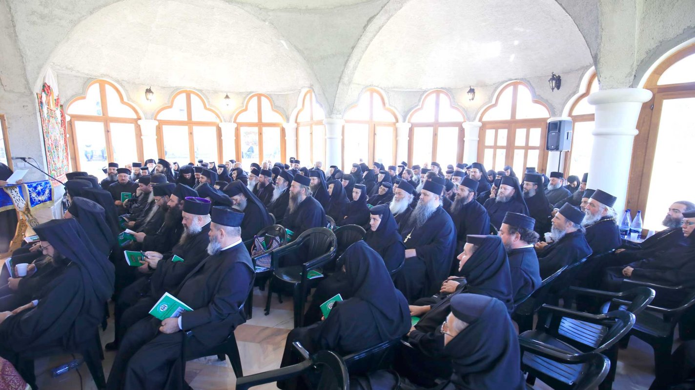 Prima sinaxă a stareților și starețelor din eparhiile Mitropoliei Ardealului 126060