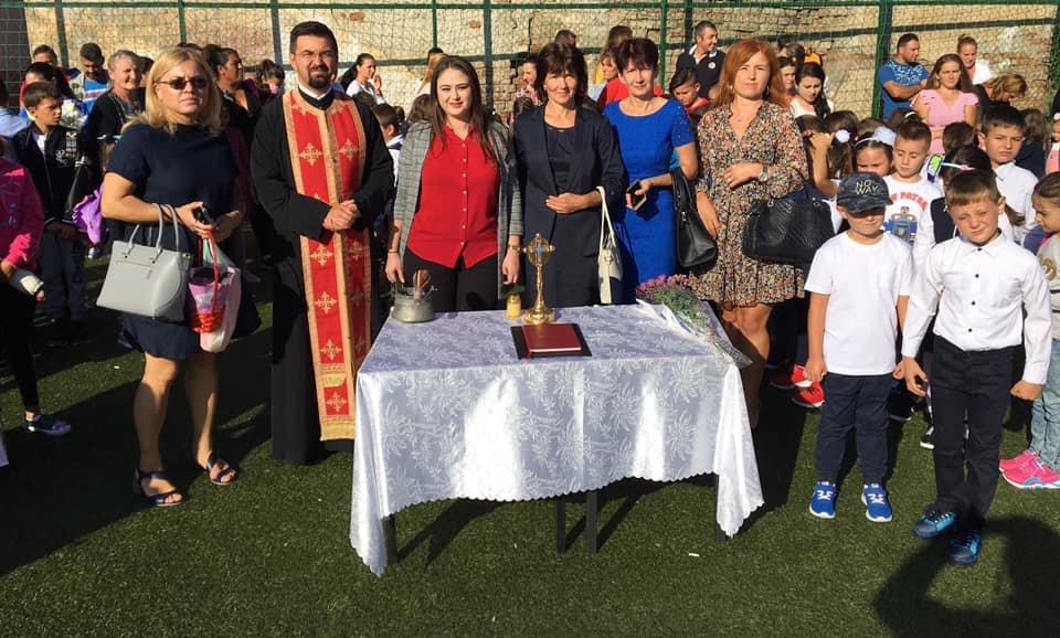 Rechizite gratuite la începutul anului școlar  126025