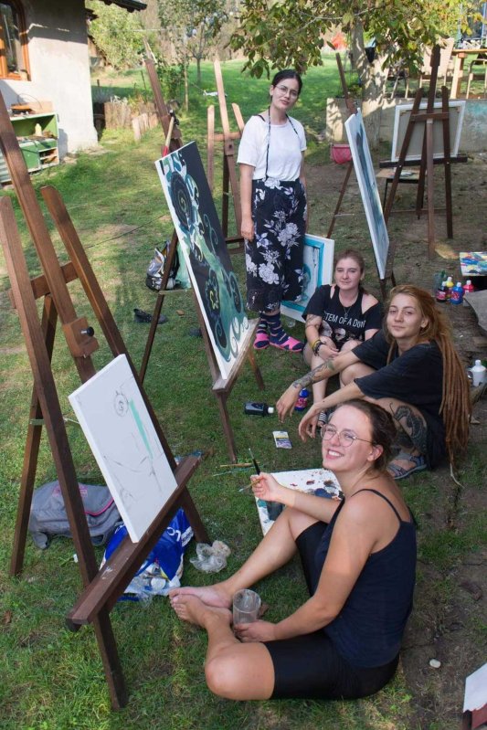 Viața și frumusețea satului românesc bănățean, în opere artistice 126135