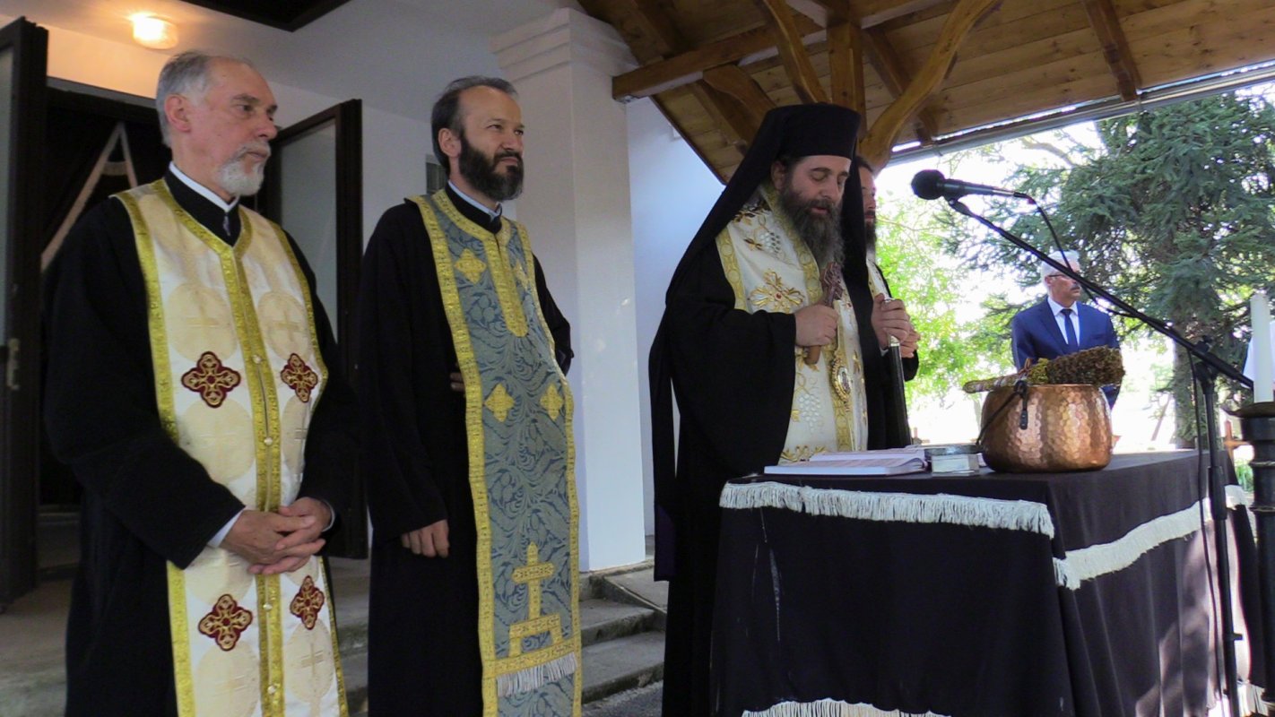 Binecuvântare la cimitirul românesc din Aletea, Ungaria 126195