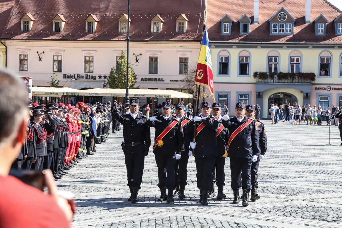 Binecuvântări şi ceremonii de Ziua Pompierilor din România 126218
