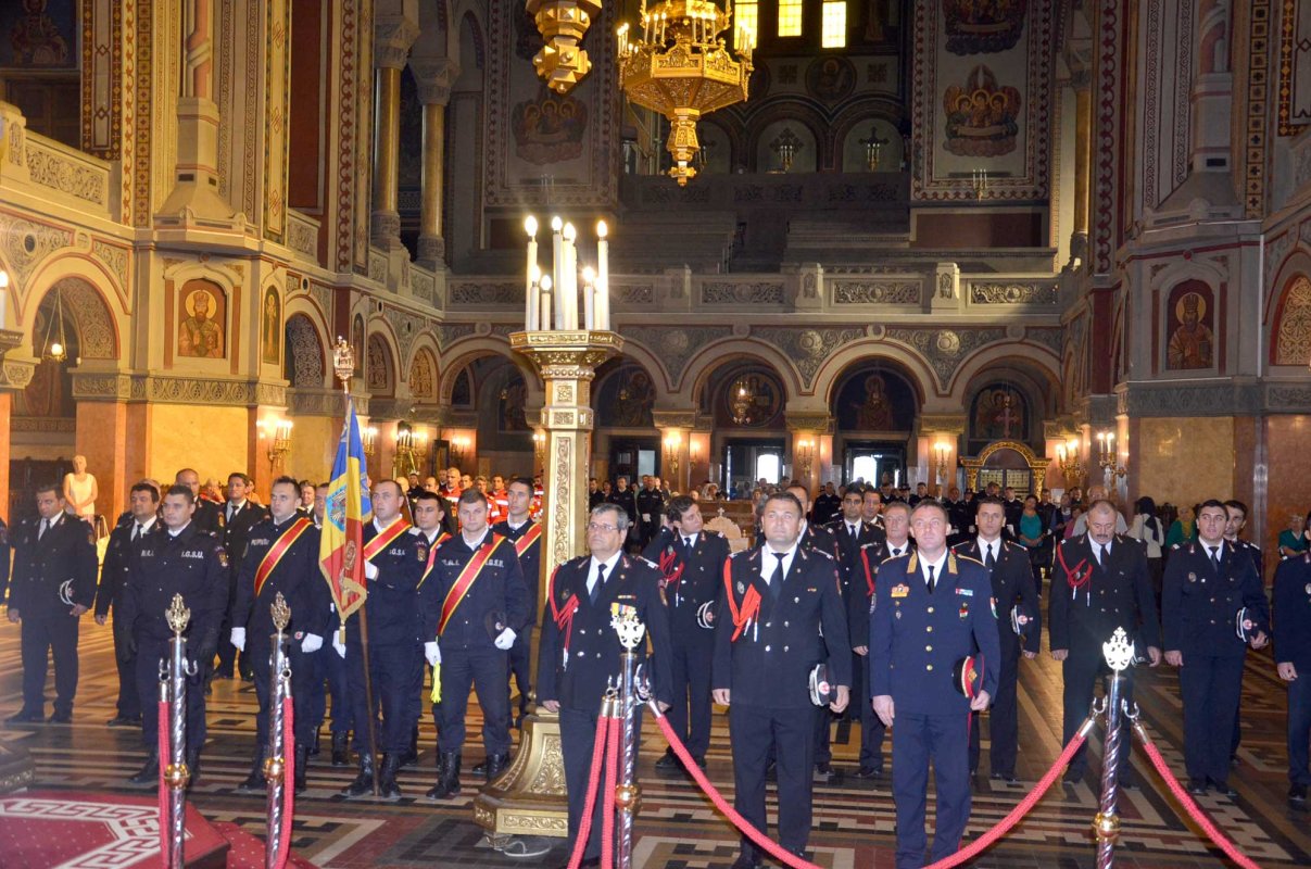 Binecuvântări şi ceremonii de Ziua Pompierilor din România 126222