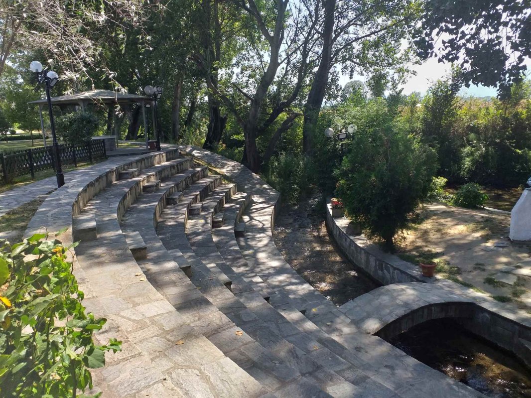 Pe urmele Sfântului Apostol Pavel 126174