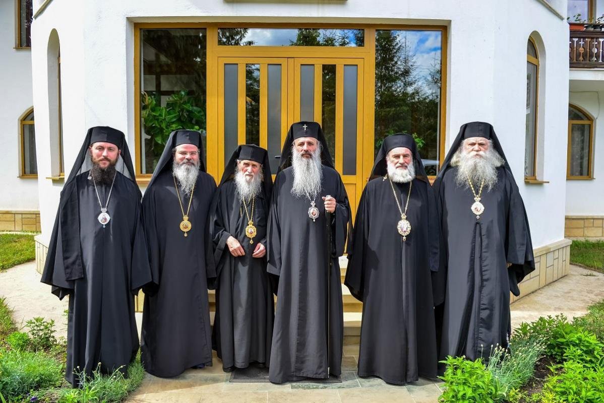 Slujiri arhiereşti în Mitropolia Moldovei şi Bucovinei 126276