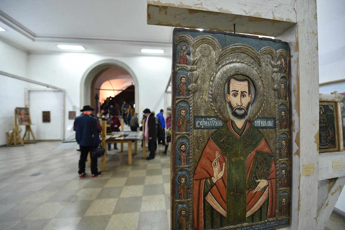  Târgul iconarilor la MNŢR 126199