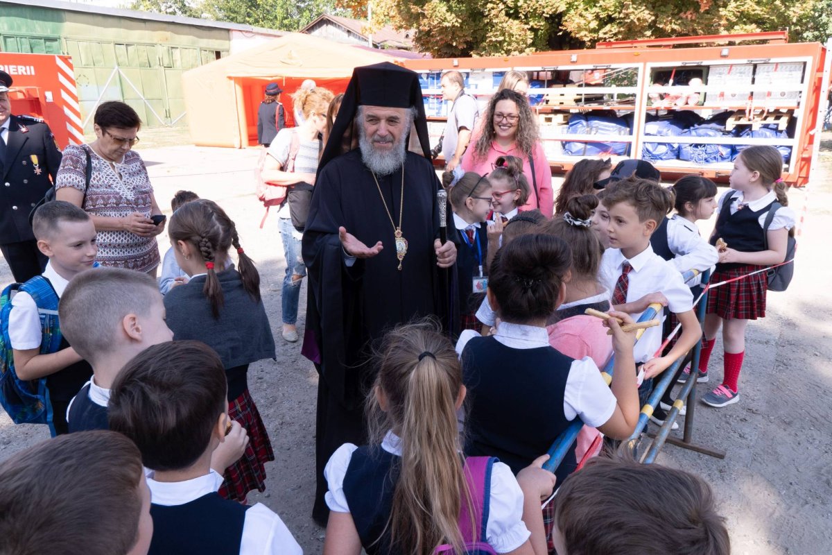 Zi de sărbătoare pentru pompierii gălățeni 126212