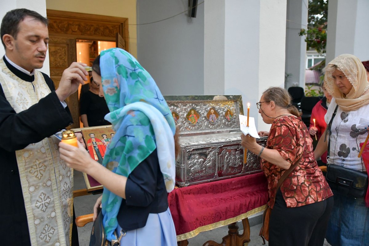 Hramul Parohiei Iancu Vechi-Mătăsari din Capitală 126894