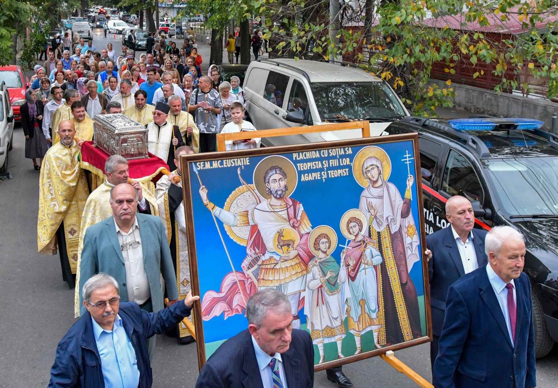 Hramul Parohiei Iancu Vechi-Mătăsari din Capitală 126896