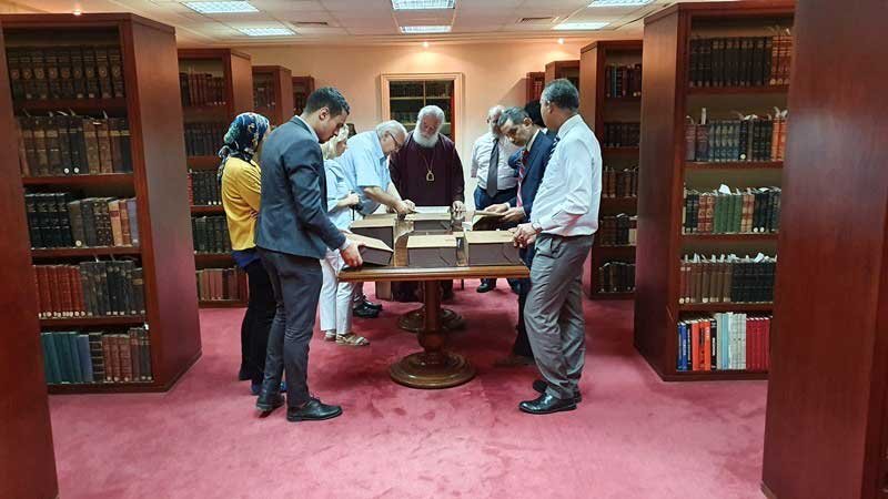 Restaurare de manuscrise în Alexandria Egiptului 126458