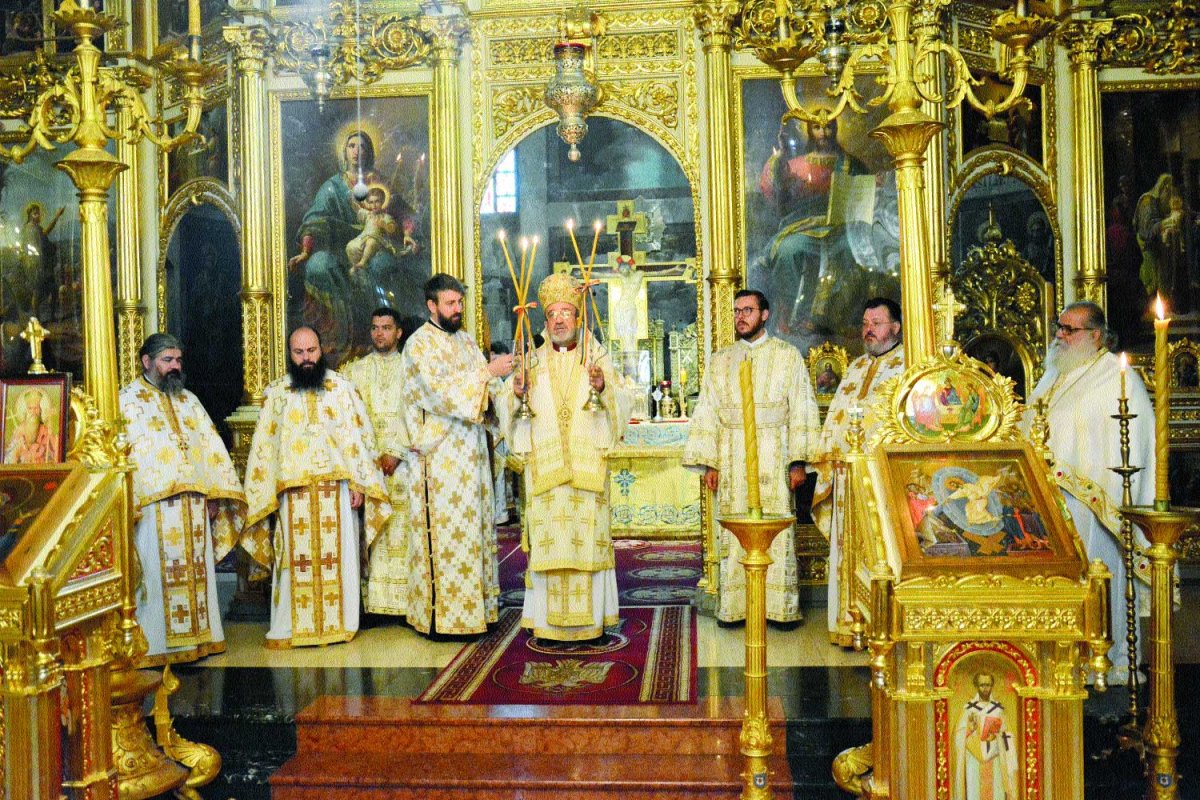 Doi arhierei ai Bisericilor Cretei şi Antiohiei au slujit în cetatea Iaşilor 127038