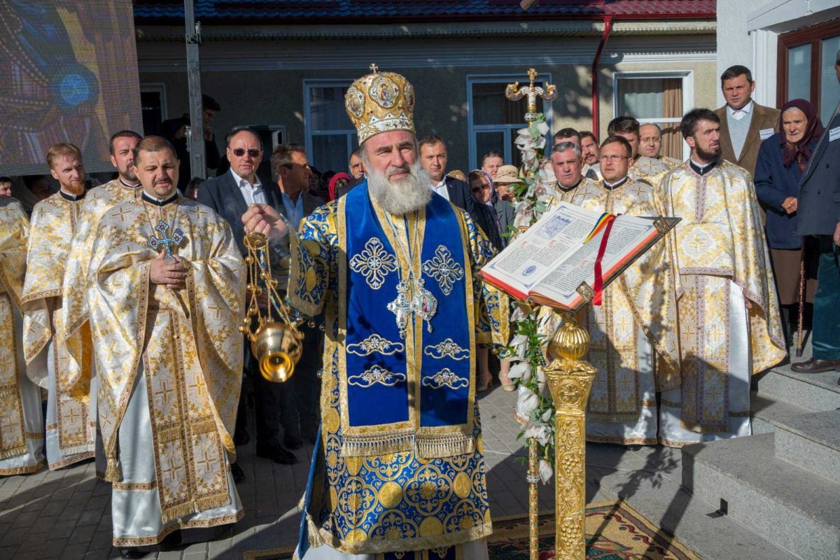 Binecuvântări arhiereşti în două eparhii ale Moldovei 127284