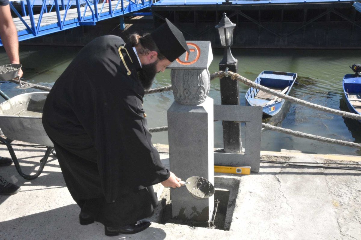 Sfinte Liturghii arhiereşti pentru credincioşii olteni 127252