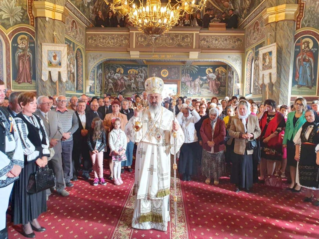 Slujiri arhiereşti în Duminica a 18-a după Rusalii 127268