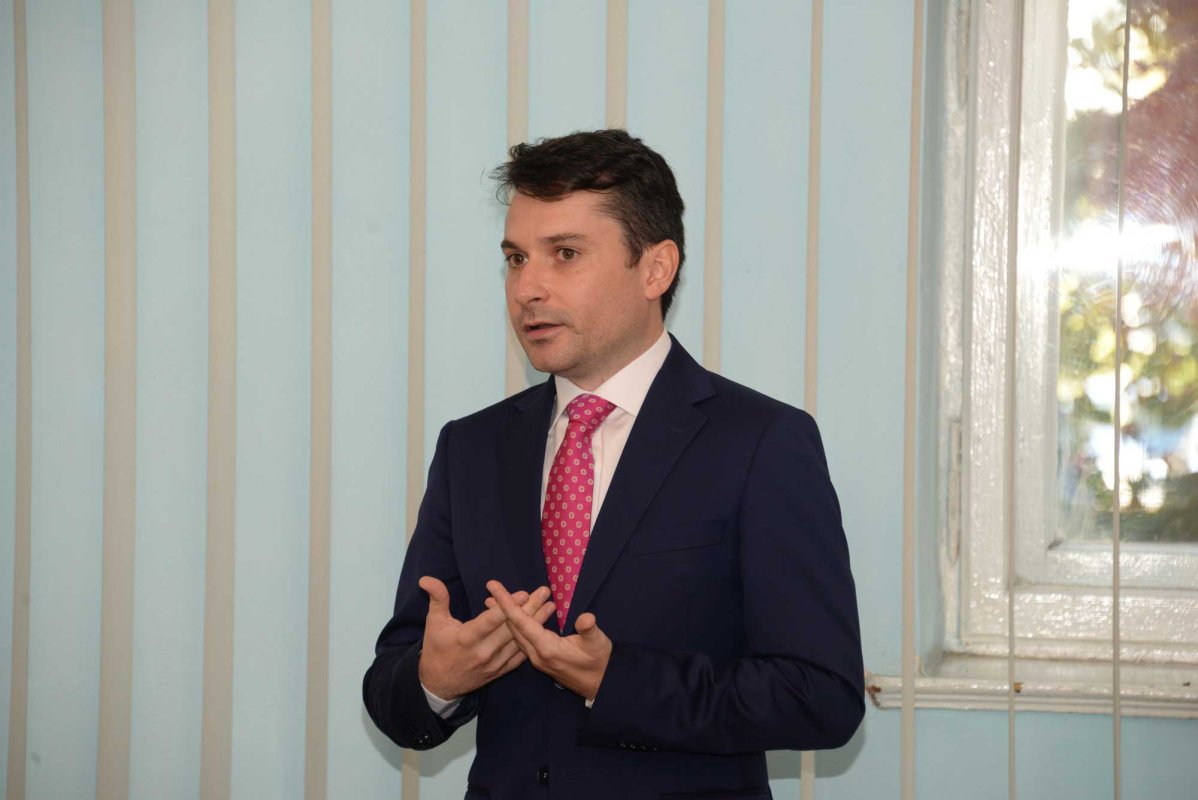 Noi teze de doctorat susţinute la Iaşi 127337