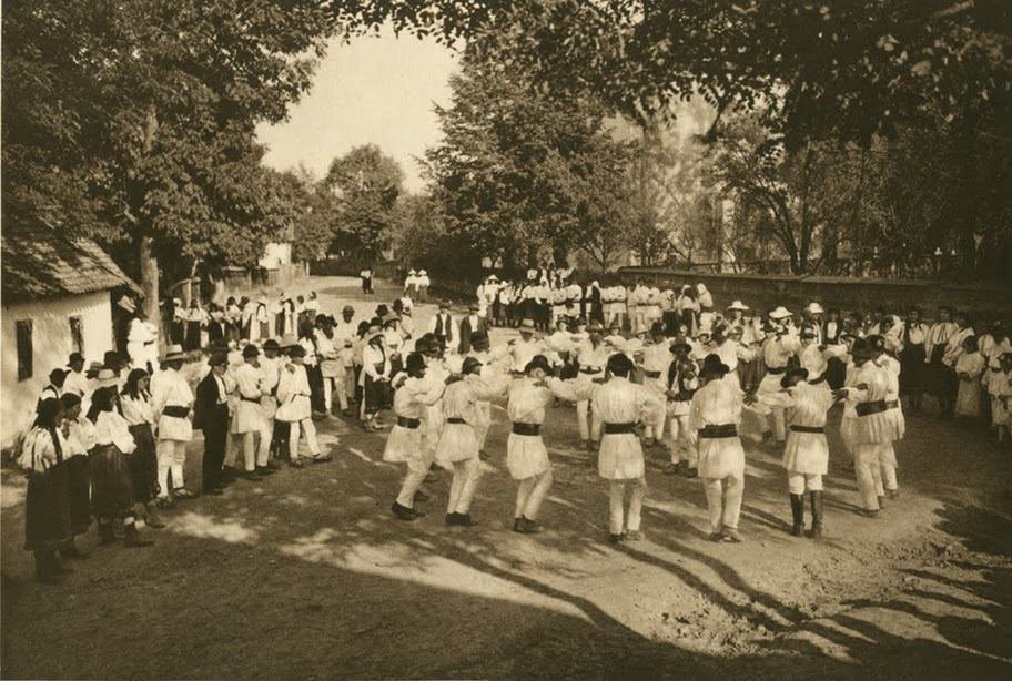 Nunta tradiţională și împlinirea legilor străvechi 127301