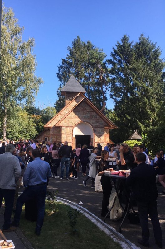 Zi de sărbătoare la Mănăstirea Namur din Belgia 127443