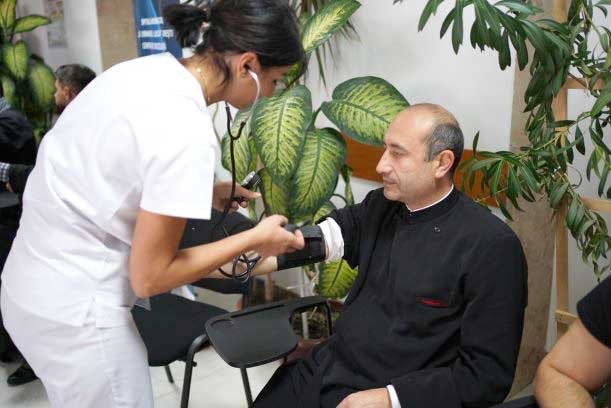 Proiectul „Întinde o mână şi dă o şansă vieţii! Donează sânge!” 127596