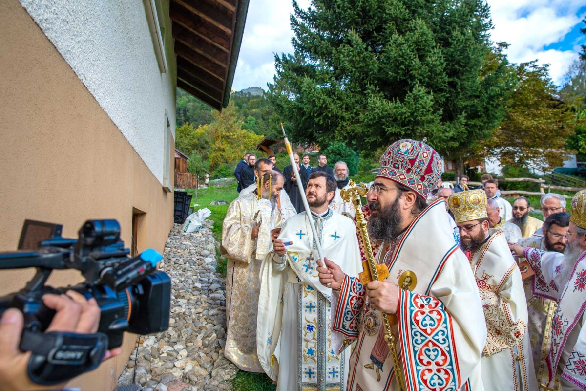 Sfințirea capelei mănăstirii românești din Les Sciernes d’Albeuve, Elveția 127711