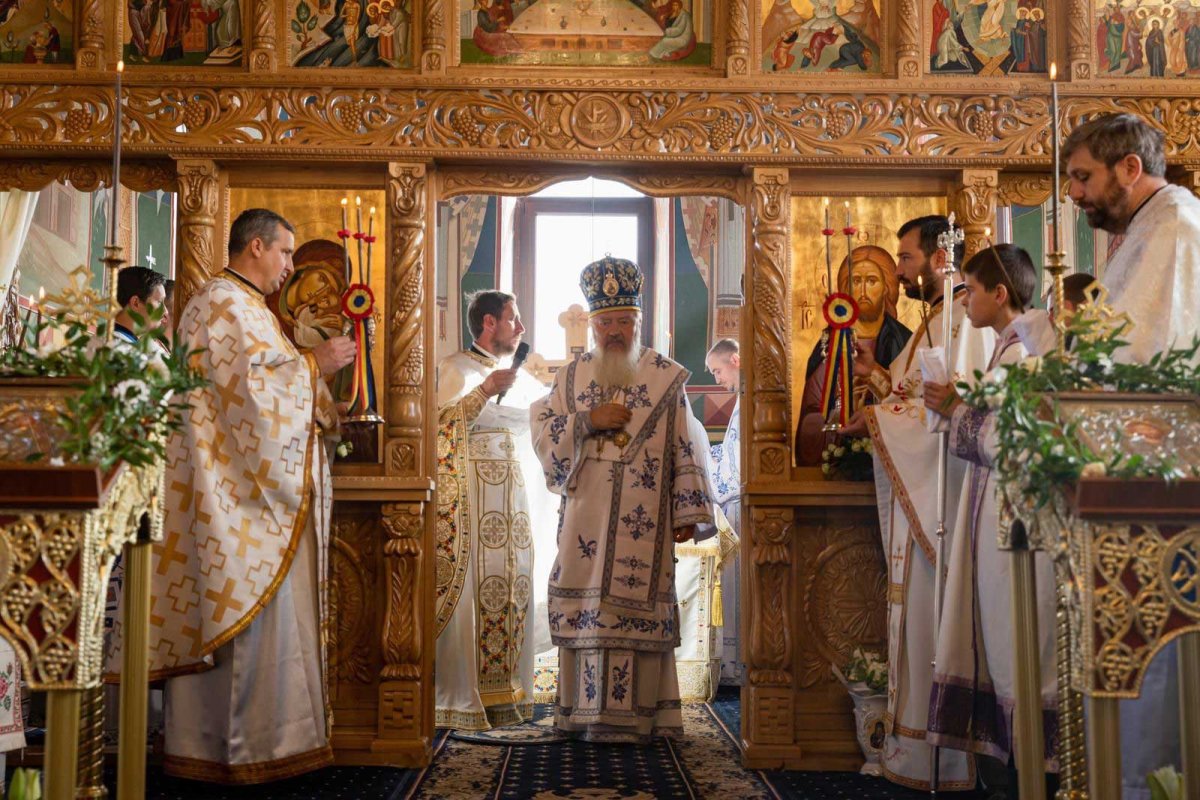 Slujiri arhiereşti în judeţul Cluj 127764