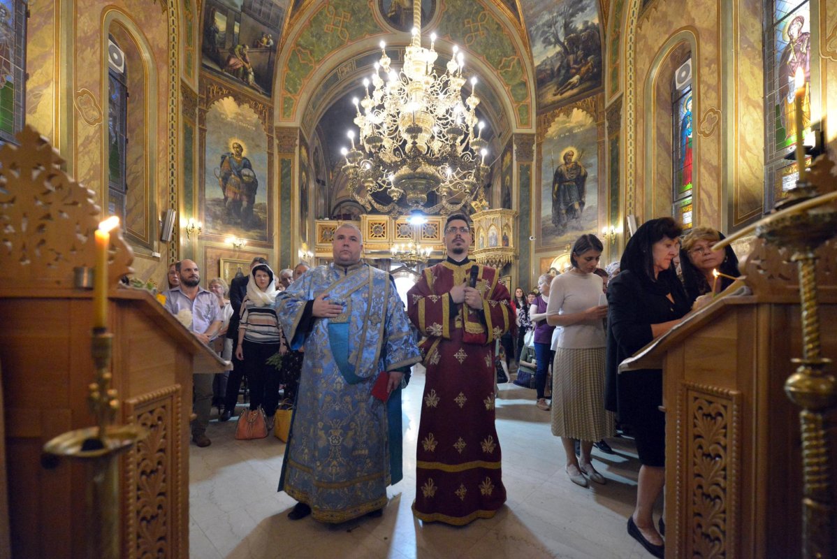 Mucenicii Ciprian şi Iustina, sărbătoriţi la Biserica Zlătari din Capitală 127964