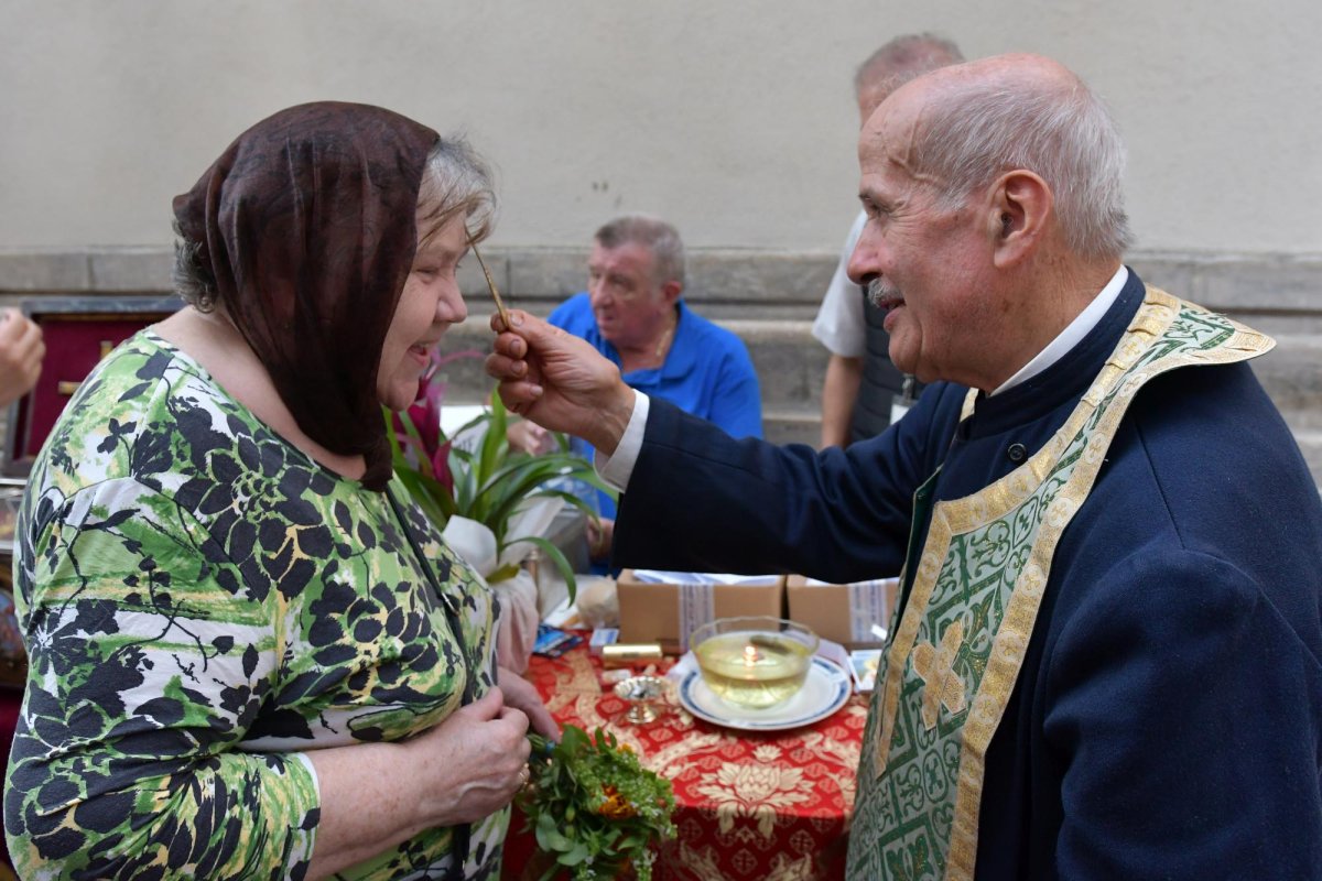 Mucenicii Ciprian şi Iustina, sărbătoriţi la Biserica Zlătari din Capitală 127979