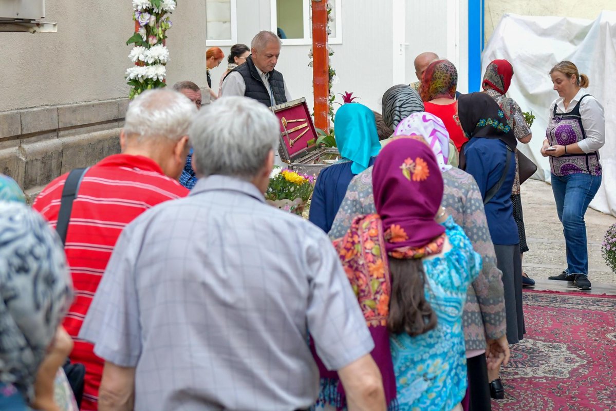Mucenicii Ciprian şi Iustina, sărbătoriţi la Biserica Zlătari din Capitală 127980