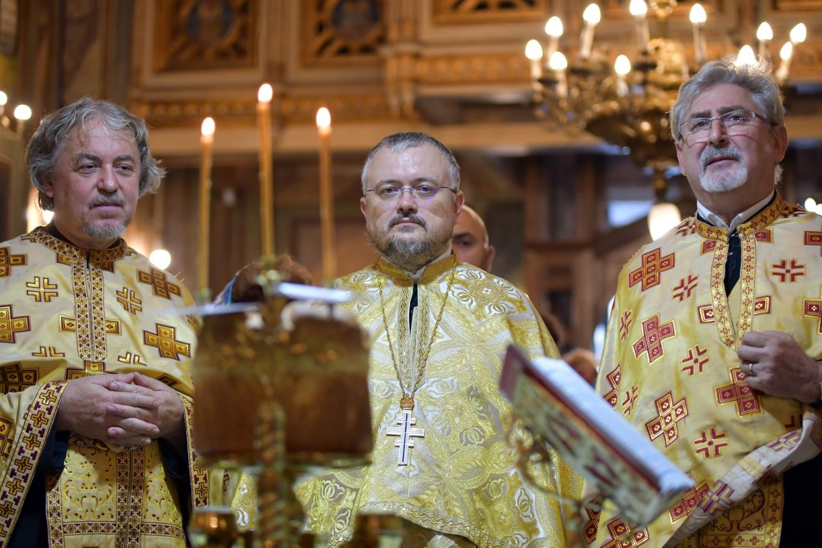 Mucenicii Ciprian şi Iustina, sărbătoriţi la Biserica Zlătari din Capitală 127984