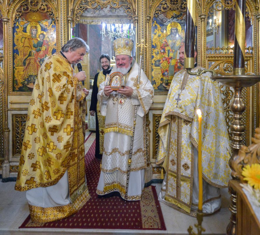 Mucenicii Ciprian şi Iustina, sărbătoriţi la Biserica Zlătari din Capitală 128010