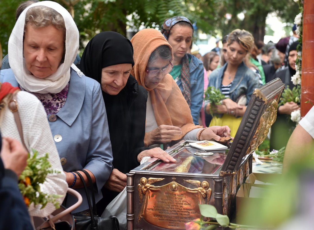 Mucenicii Ciprian şi Iustina, sărbătoriţi la Biserica Zlătari din Capitală 128029