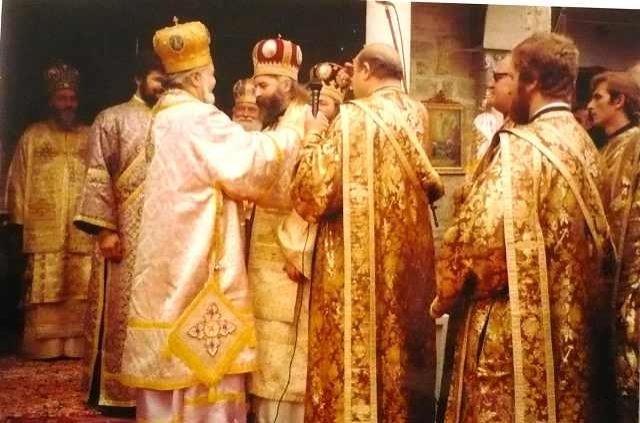 Un sfert de veac de la inaugurarea Episcopiei Covasnei şi Harghitei 127959